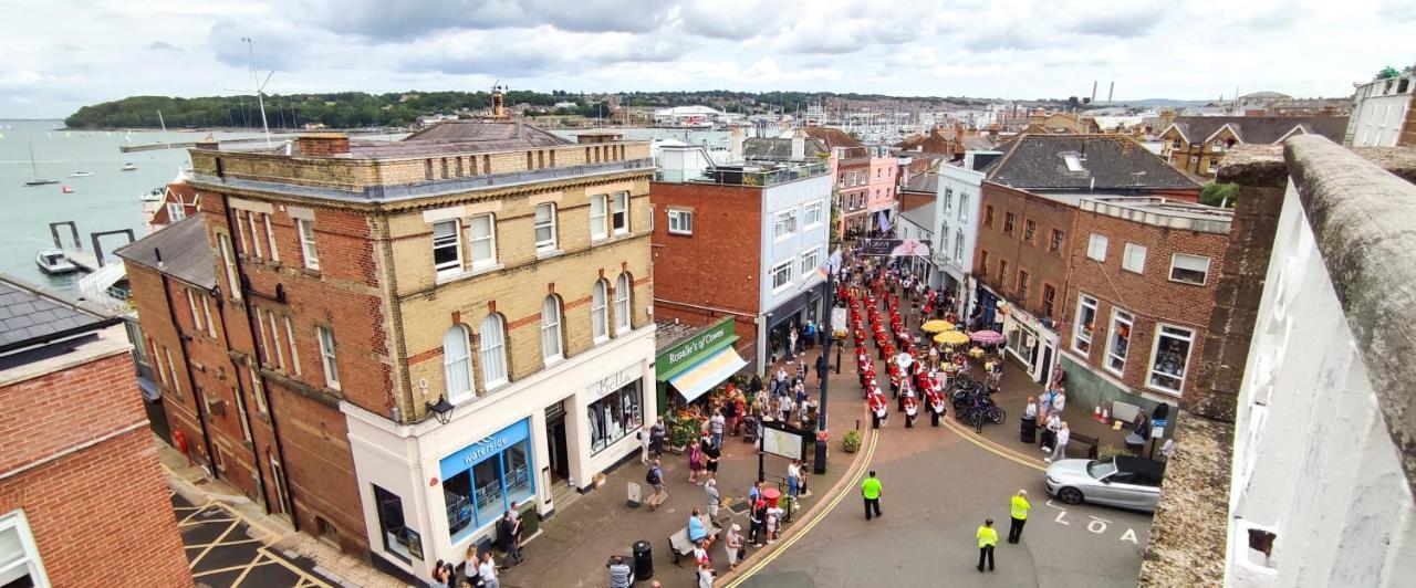 Seafarer'S View - 6 Bedroom Townhouse In Cowes, Parking & Seaviews. Cowes  Zewnętrze zdjęcie