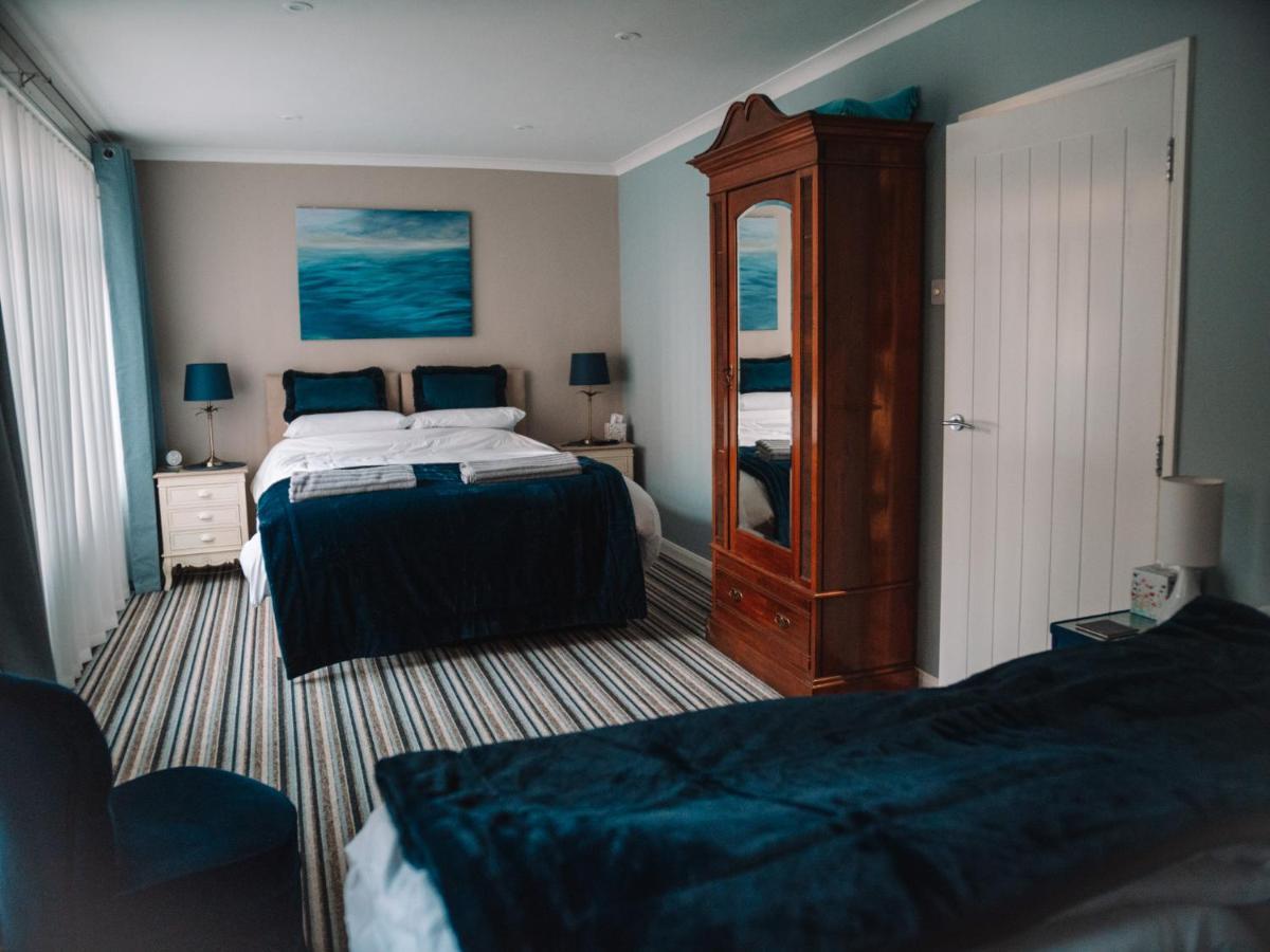 Seafarer'S View - 6 Bedroom Townhouse In Cowes, Parking & Seaviews. Cowes  Zewnętrze zdjęcie