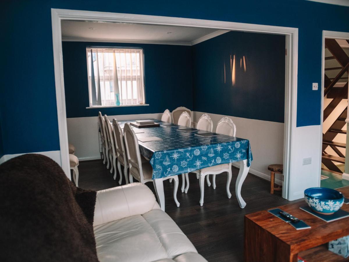Seafarer'S View - 6 Bedroom Townhouse In Cowes, Parking & Seaviews. Cowes  Zewnętrze zdjęcie