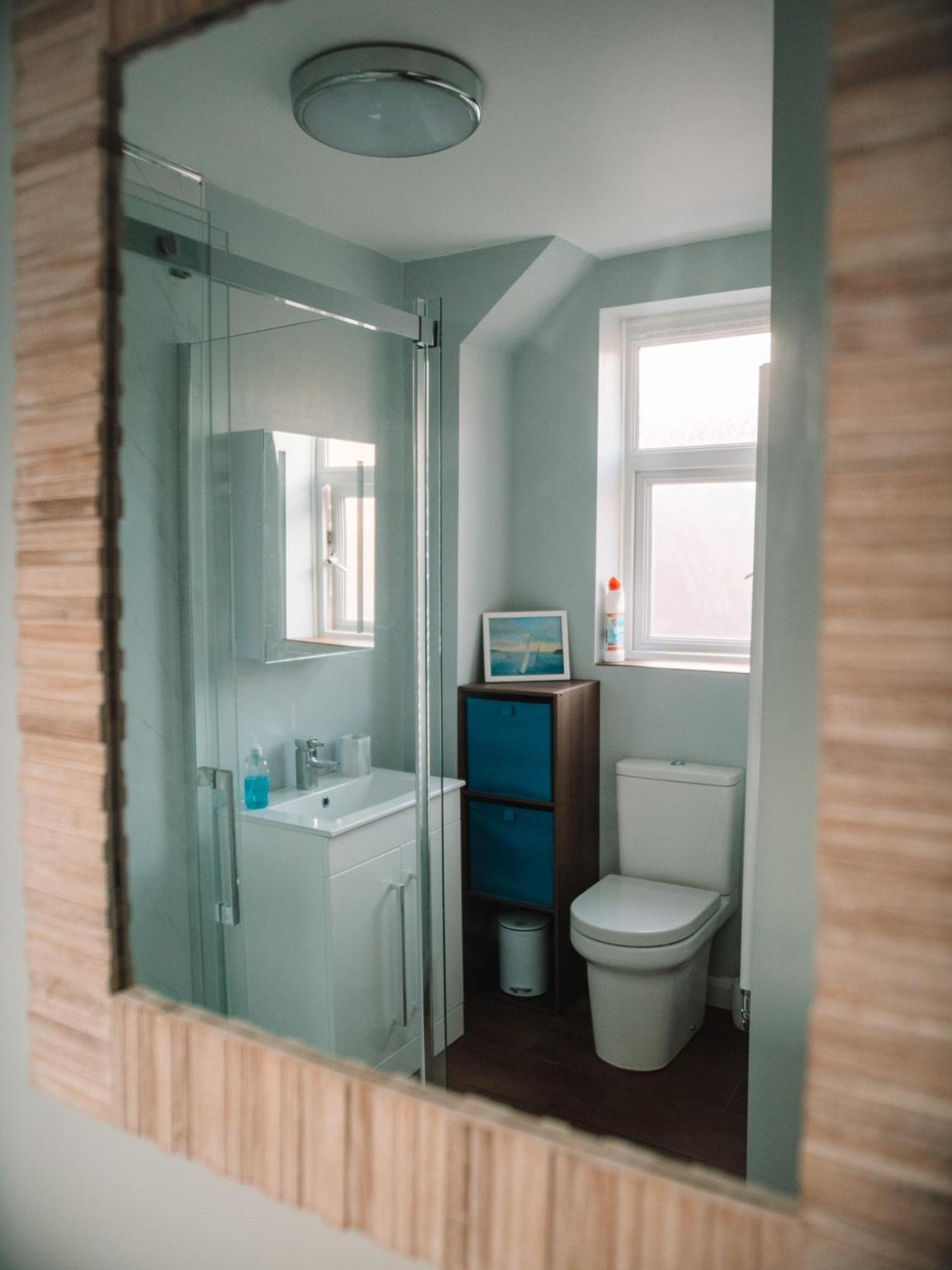 Seafarer'S View - 6 Bedroom Townhouse In Cowes, Parking & Seaviews. Cowes  Zewnętrze zdjęcie